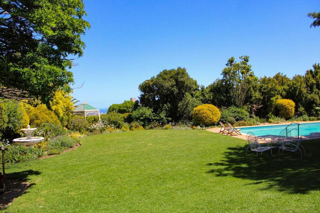 Luxury Poolside Irene Holiday home Cape Town