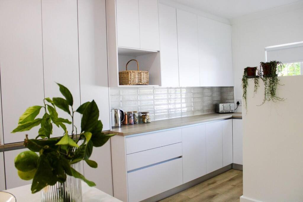 Holiday home Luxury Poolside Irene Cape Town