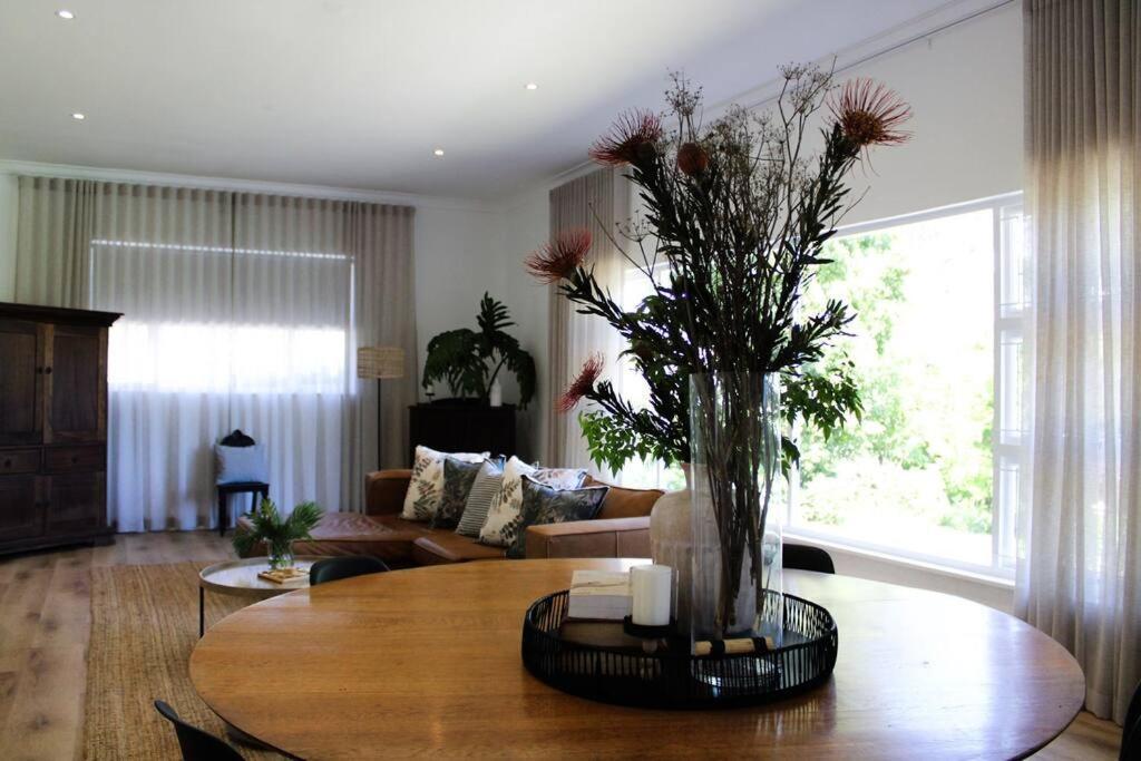 Holiday home Luxury Poolside Irene