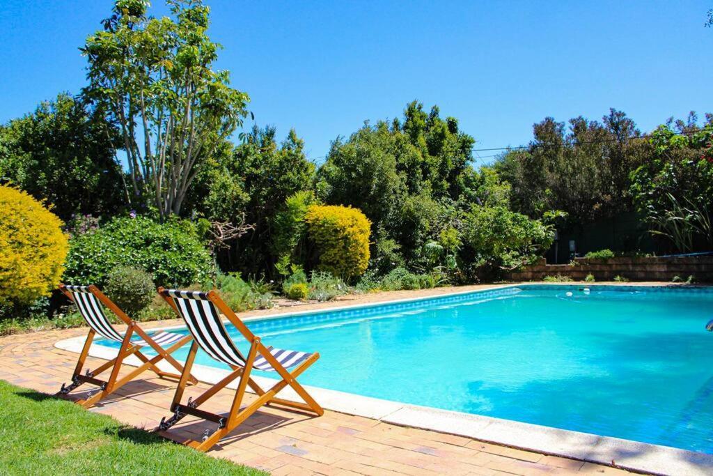 Luxury Poolside Irene * Cape Town